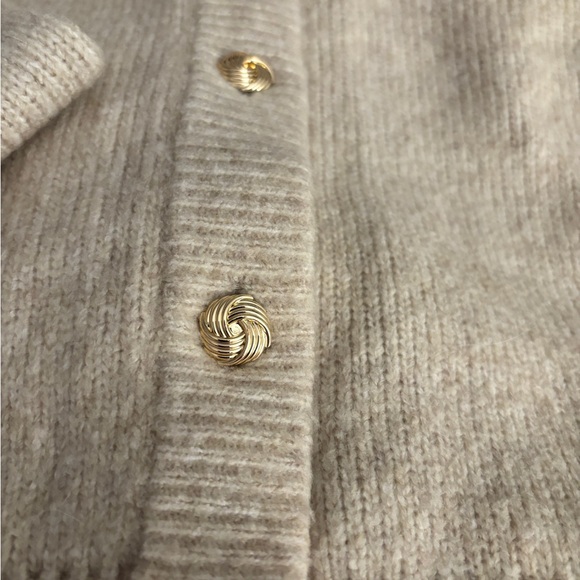 Abercrombie & Fitch Cream Knit Cardigan with Gold Buttons. - Picture 3 of 4